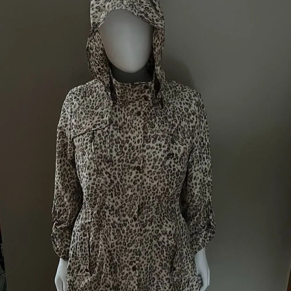 Pendleton Raincoat Animal Print Lg